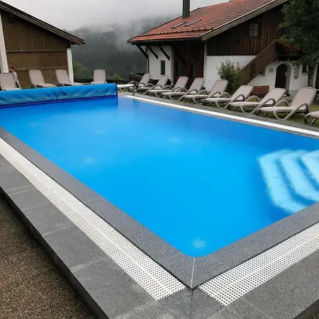 Appartement Adalbert Stifter Mit Schwimmbad Und Sauna